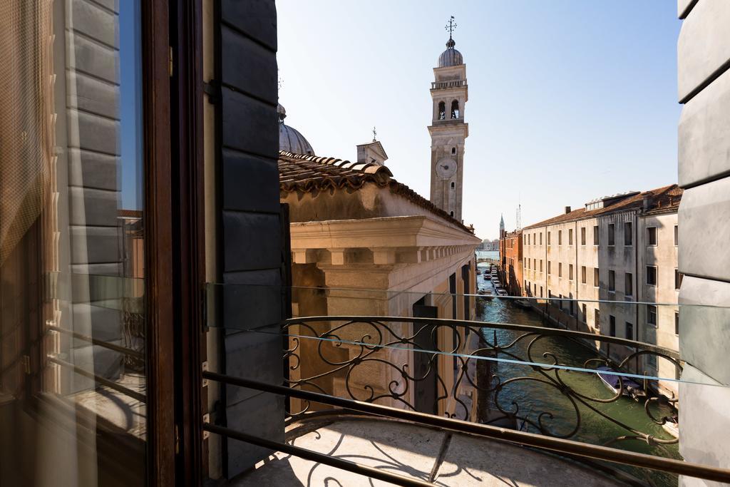 Hotel Liassidi Palace Veneza Exterior foto